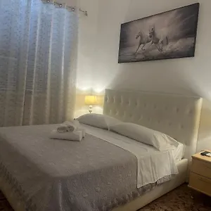  Bed & Breakfast Turistico Di Fuoco C Italy