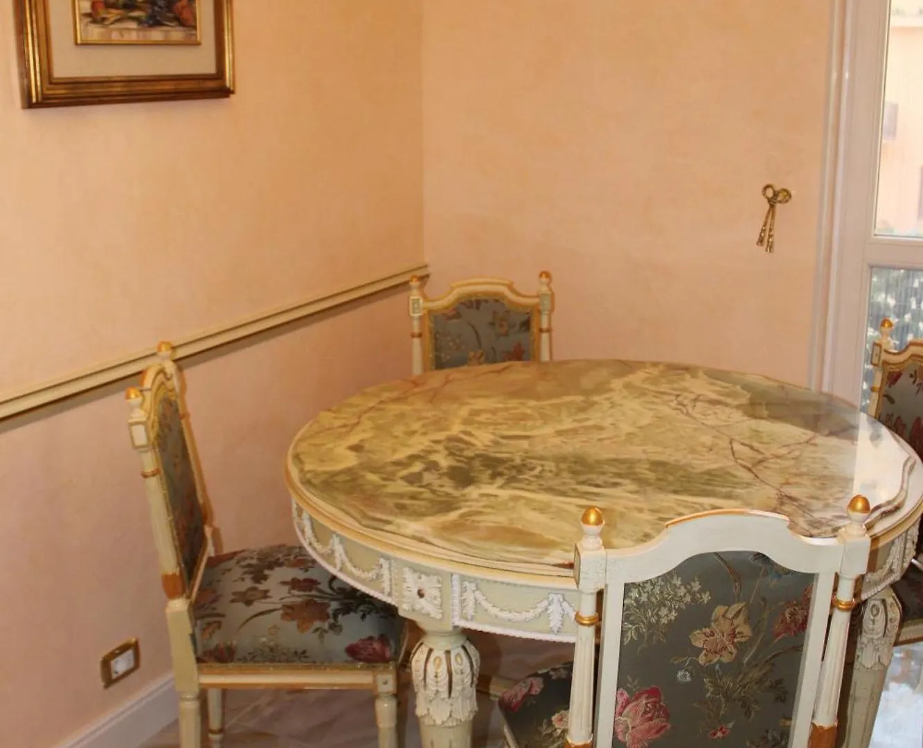 לינה וארוחת בוקר ורונה Fd Luxury Rooms