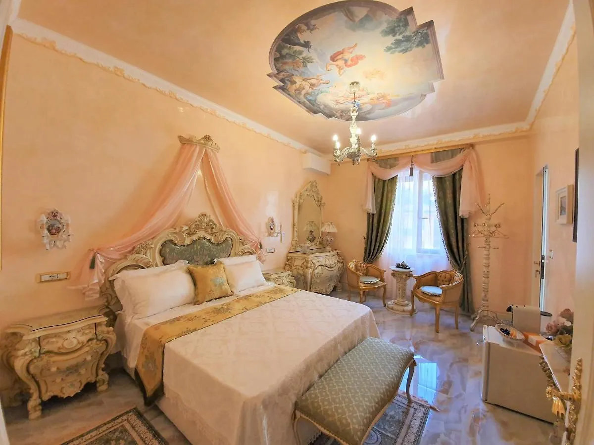 *** לינה וארוחת בוקר ורונה Fd Luxury Rooms איטליה