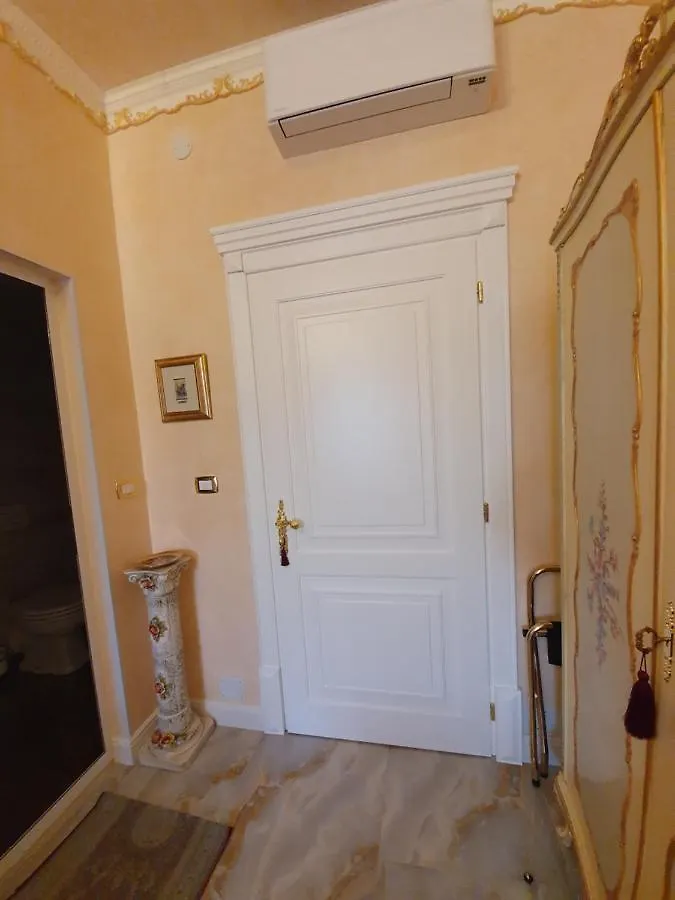 לינה וארוחת בוקר ורונה Fd Luxury Rooms