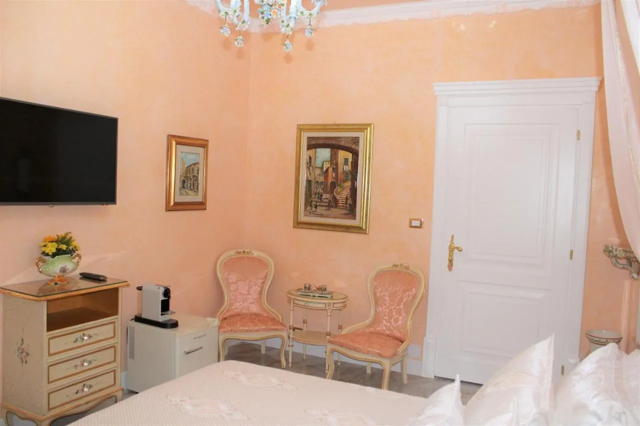 Fd Luxury Rooms Verona 3*,